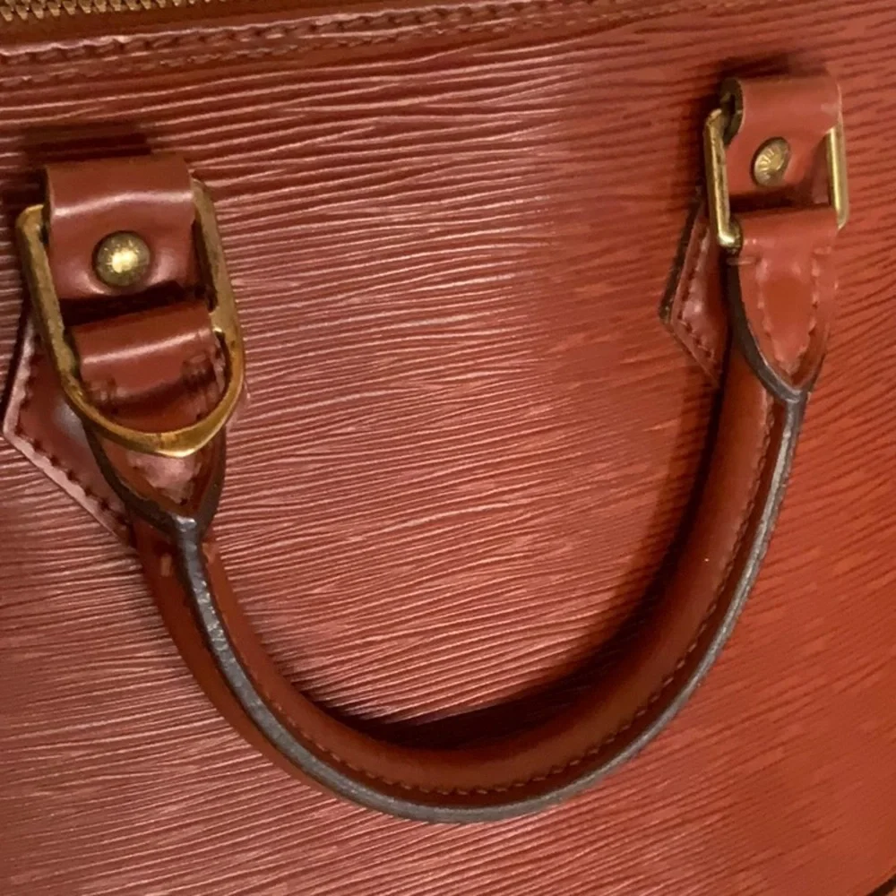 Louis Vuitton Epi Alma PM Cipango🌟 - Picture 8 of 16